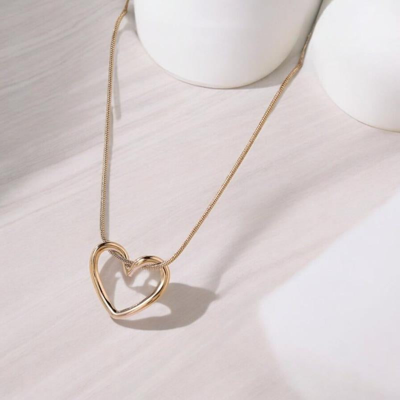Collar con Dije de Corazón Chapado en Oro 18K